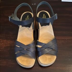 Swedish Hasbeens Women's Navy Sandals size 37